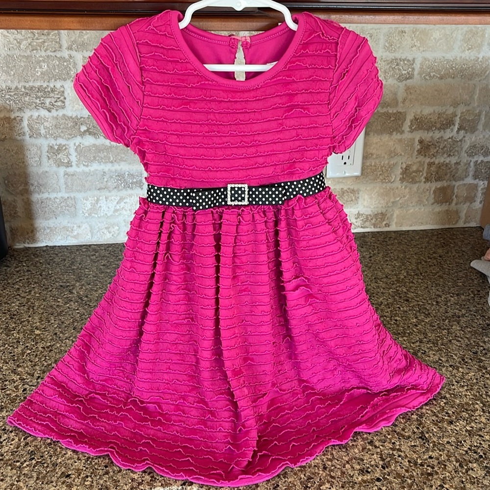 Sweet Heart Rose Girls sz 4 Magenta special occasion party dress.